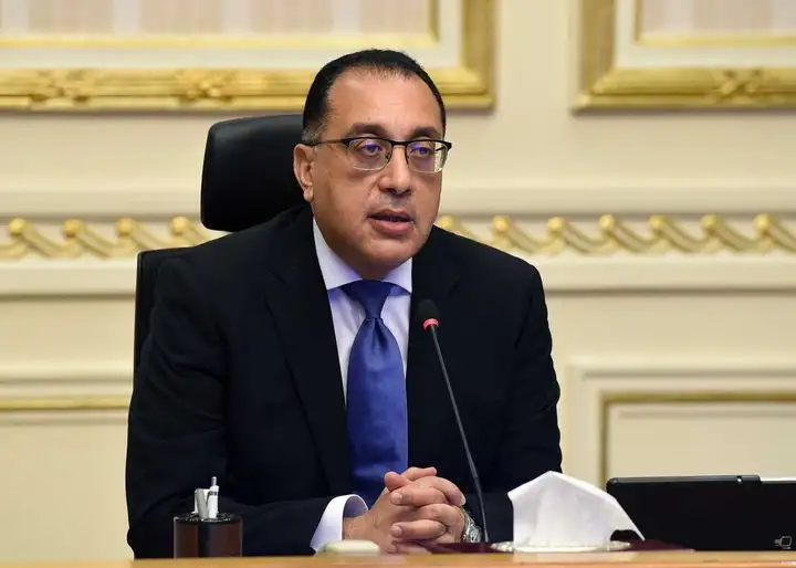 مدبولي يوجه التهنئة للمعلمين في اليوم العالمي للمُعلم
