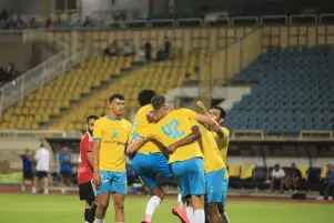 رئيس الإسماعيلي يعلن رفع حظر القيد