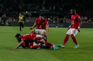الأهلي بزيه التقليدي أمام الاتحاد المنستيري في دوري الأبطال