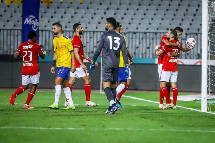 الأهلي يواجه الإسماعيلي والزمالك أمام سموحة في الجولة الأولى للدوري