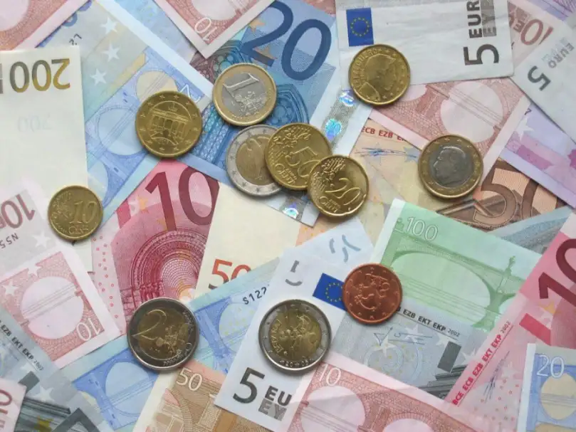 سعر اليورو اليوم الخميس 13-10-2022 في بداية تعاملات البنوك