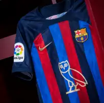 برشلونة يخوض الكلاسيكو أمام ريال مدريد بـ قميص خاص