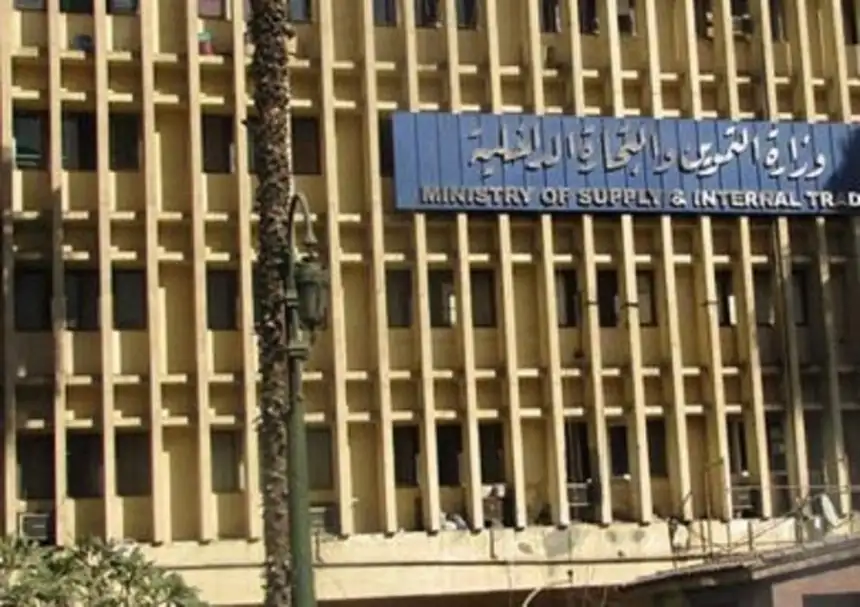 مسؤول بالتموين: نرفع شعار المواطن أولا.. ومهمتنا الاستقرار وخفض الأسعار