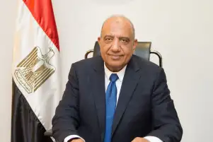 وزير قطاع الأعمال يبحث مع مجموعة CNBM الصينية فرص التعاون المشترك