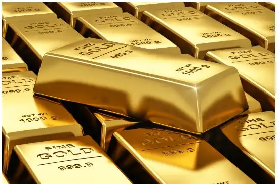 سعر الذهب يصعد عالميًا مع تراجع الدولار وانخفاض عائد السندات