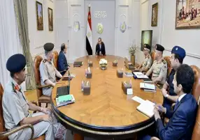 السيسي يتابع المشروعات القومية للإنتاج الزراعي في منطقتي توشكي بجنوب الوادي