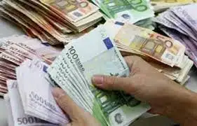 وزيرة المالية البولندية: التضخم سوف يتراجع في نهاية العام المقبل
