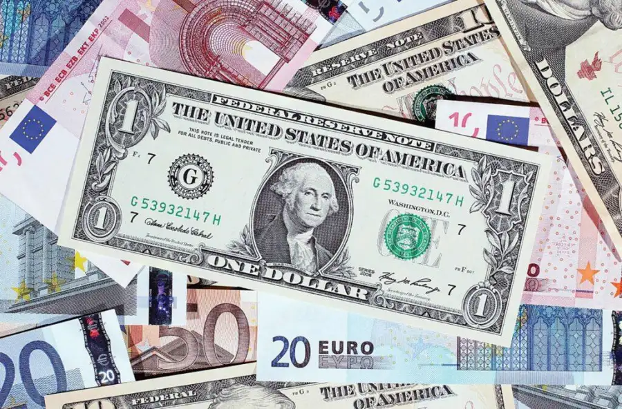 أسعار العملات اليوم الخميس في بداية التعاملات البنكية مقابل الجنيه المصري
