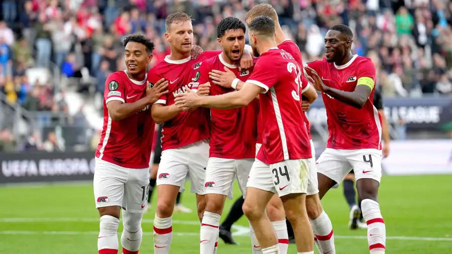 ألكمار الهولندي يهزم دنيبرو الأوكراني ويضمن صدارة مجموعته بدوري المؤتمر الأوروبي