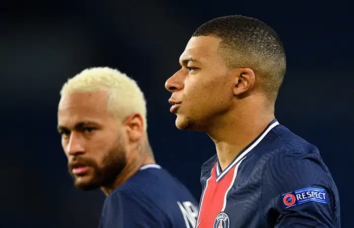 باريس سان جيرمان يفلت من كمين لوريان في الدوري الفرنسي