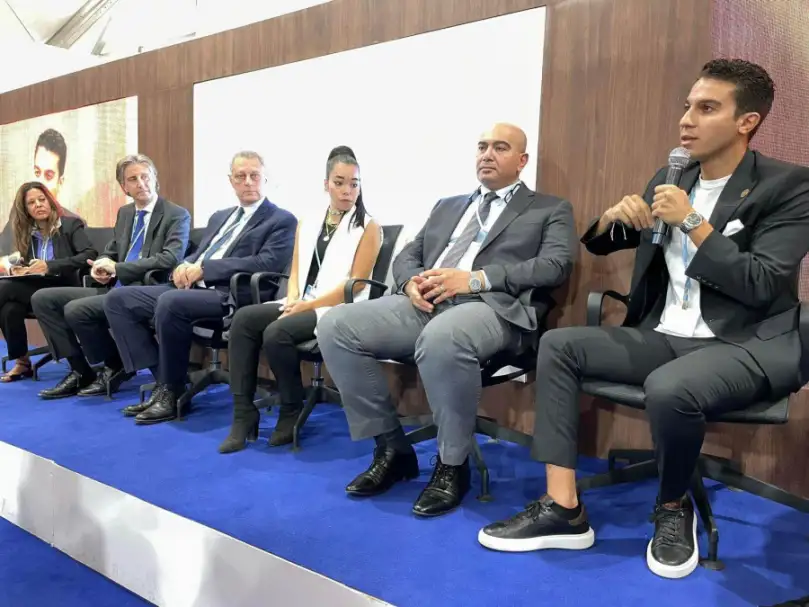 COP27.. الفنان نور النبوي يشارك في جلسة لعرض حلول مبتكرة لأزمة المناخ