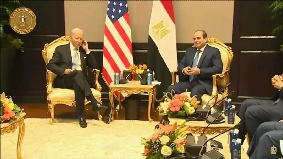 الرئيس السيسي يستقبل جو بايدن بشرم الشيخ على هامش انعقاد أعمال قمة المناخ