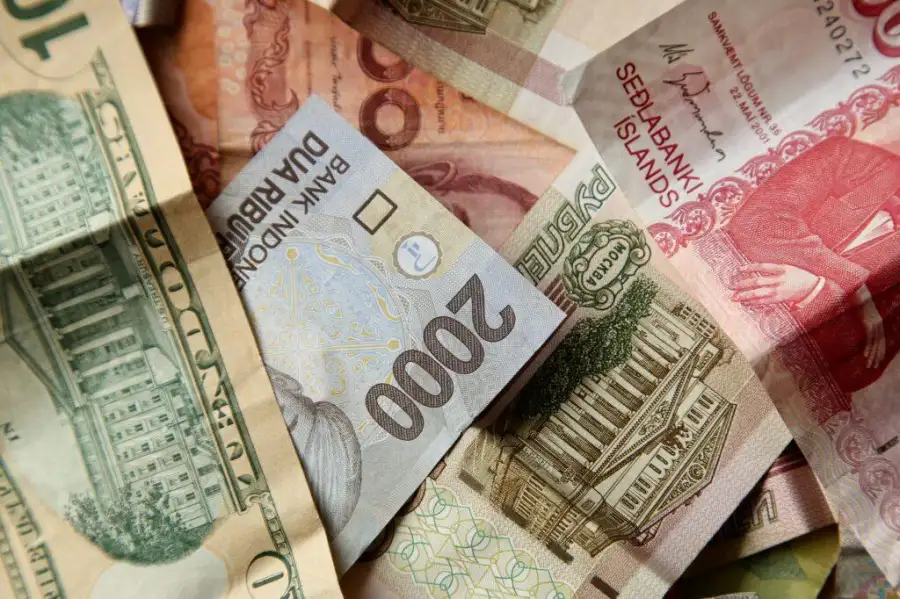 أسعار العملات اليوم الثلاثاء في بداية التعاملات مقابل الجنيه المصري