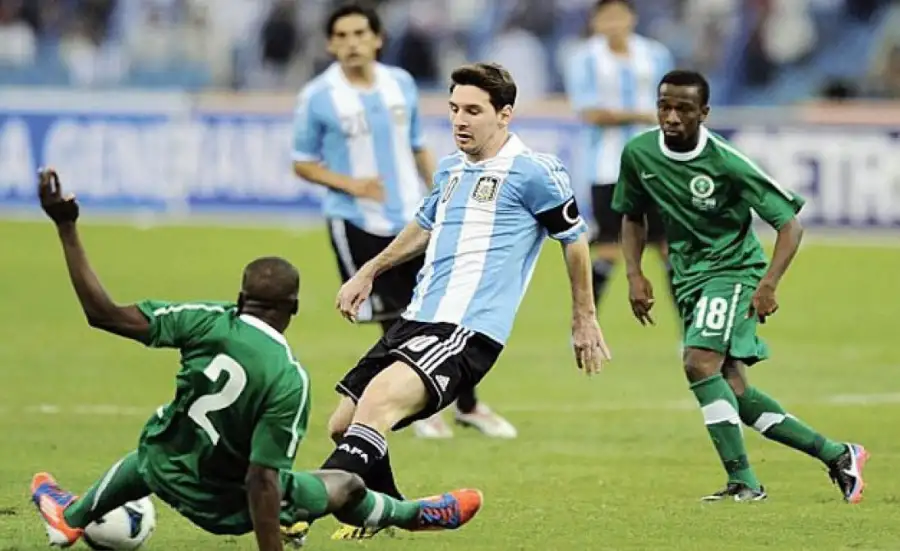 مهاجم المنتخب السعودي السابق: إيقاف خطورة ميسي صعب