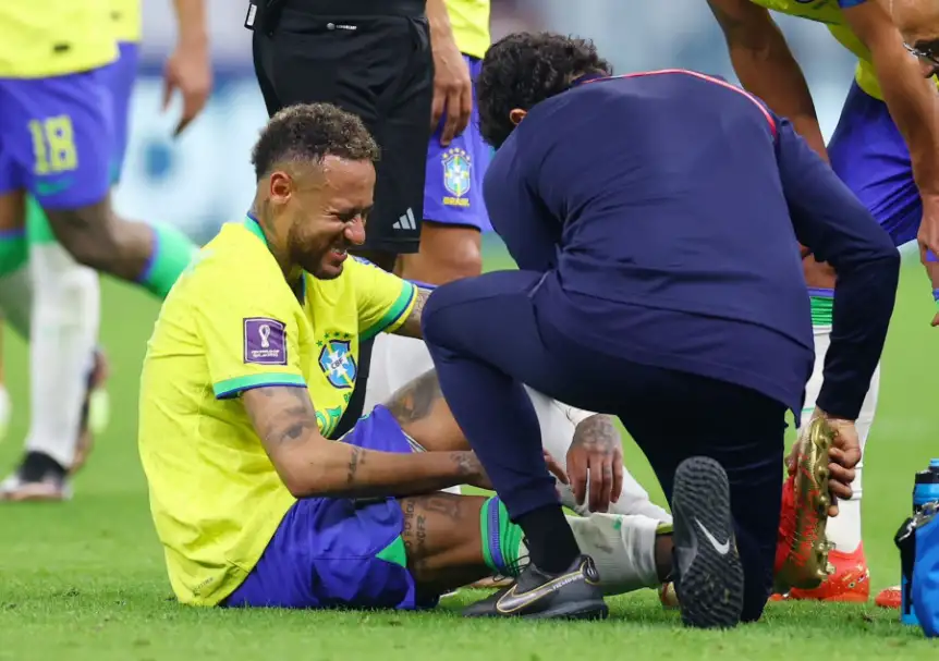 كأس العالم ..والد نيمار: نجلي سيشارك مع المنتخب البرازيلي في المباراة النهائية
