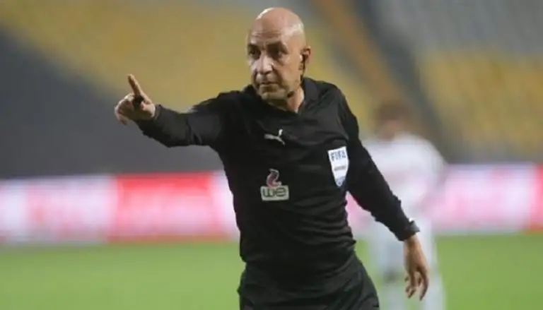 محمد عادل حكمًا لمباراة الأهلي والطلائع