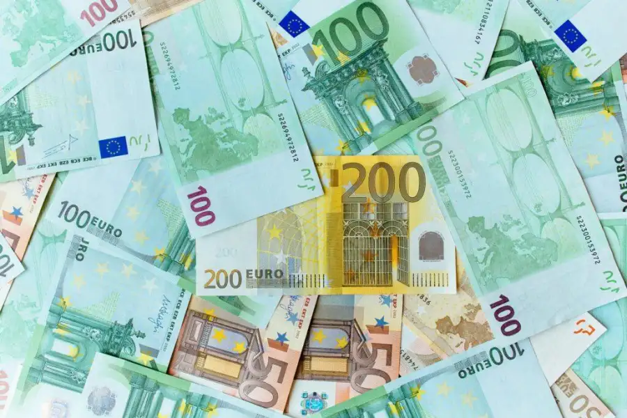 سعر اليورو اليوم السبت 3-12-2022 أمام الجنيه المصري