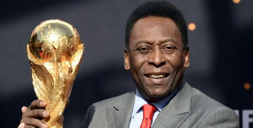 بيليه يطمئن جماهيره: أنا قوي وسأستمر في مشاهدة البرازيل بكأس العالم