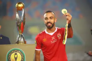 شوبير يكشف حقيقة بيع الأهلي لـ أفشة مقابل 5 ملايين يورو
