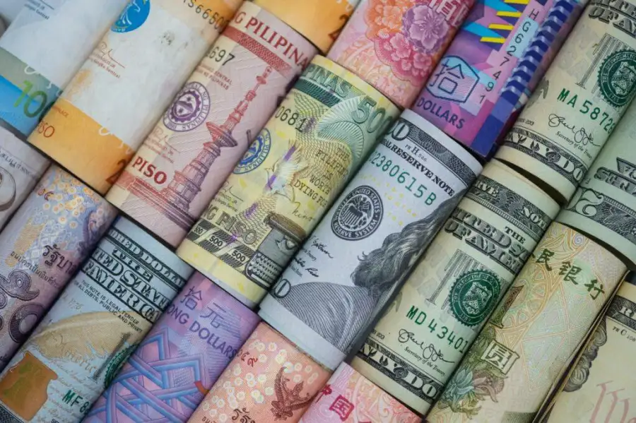 أسعار العملات اليوم الإثنين 12-12-2022 ببداية التعاملات البنكية في مصر