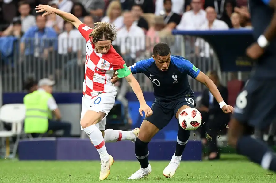 كرواتيا وش السعد.. ما علاقة رفاق مودريتش بتتويج فرنسا بكأس العالم؟