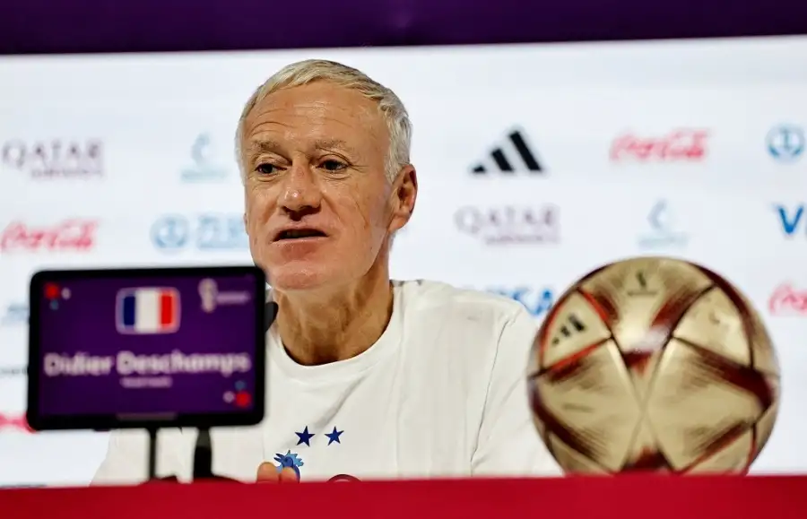 اتجاه لتجديد عقد ديشامب حتى مونديال 2026