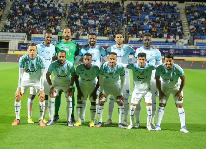 أبها يواصل صحوته في الدوري السعودي بثنائية أمام العدالة