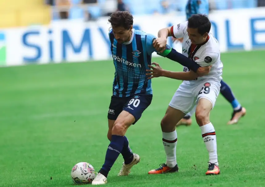 أضنة يتقدم للمركز الثالث.. وبشكتاش يواصل نزيف النقاط بالدوري التركي