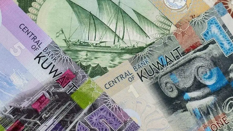 سعر الدينار الكويتي اليوم الأحد 1-1-2023 مقابل الجنيه في البنوك المصرية