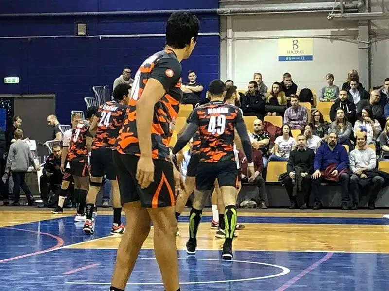 منتخب اليد يتأهل لنهائي بطولة فرنسا الدولية