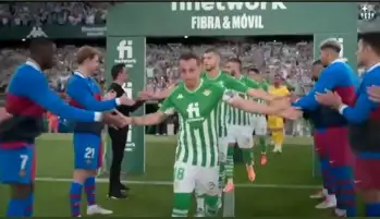 ريال بيتيس يصل الرياض لمواجهة برشلونة في كأس السوبر الإسباني