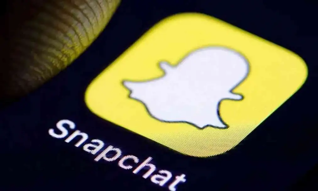 سناب شات تقرر حذف خاصية سناب كاميرا من التطبيق