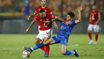 طاقم تحكيم سلوفيني لمباراة القمة بين الأهلي والزمالك