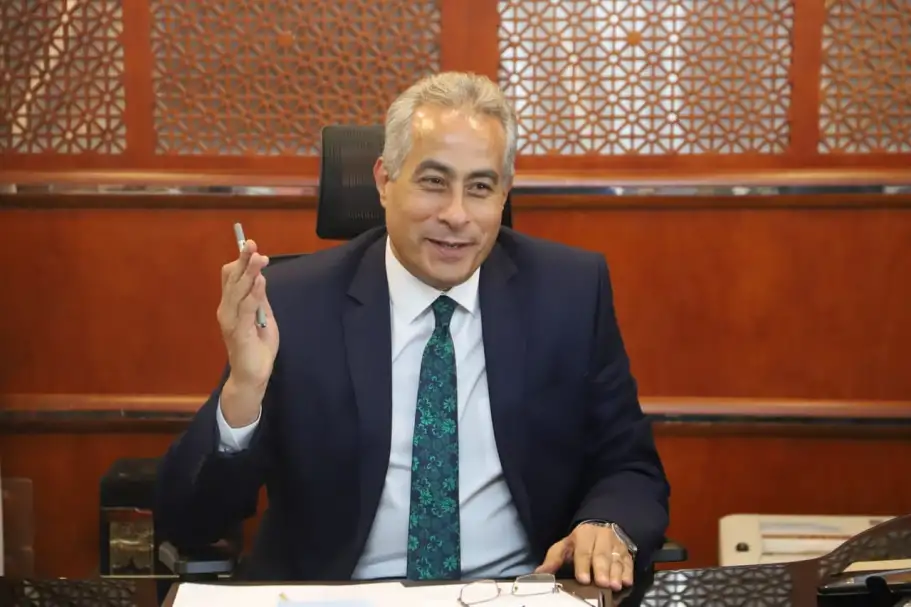 القوى العاملة: الخميس المقبل إجازة مدفوعة الأجر للعاملين بالقطاع الخاص بمناسبة 25 يناير