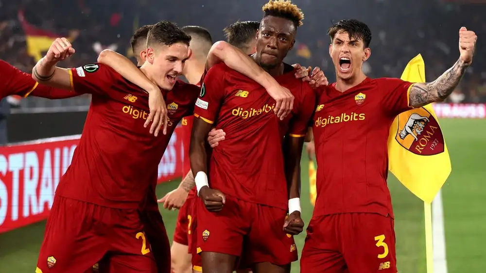 روما يفوز على سبيزيا في الدوري الإيطالي