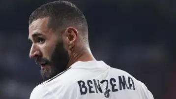 ديربي مدريد..بنزيما يقود هجوم الريال لمواجهة أتلتيكو في كأس إسبانيا