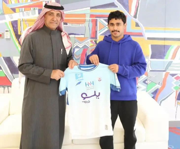 أبها السعودي يتعاقد مع مهاجم أولمبياكوس اليوناني
