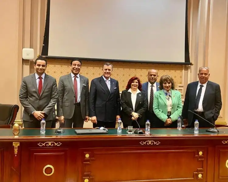 وزير السياحة أمام النواب: هناك 272 مليون سائح محتمل يرغب في زيارة مصر