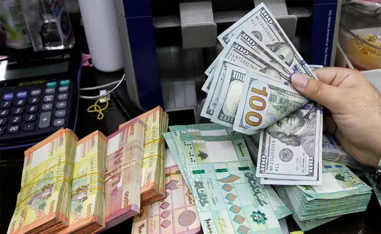 رويترز: لبنان يخفض سعر الليرة مقابل الدولار 90% من أول فبراير