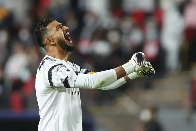 حارس الهلال: أتمنى مواجهة الأهلي في النهائي.. وهدفنا تحقيق لقب المونديال