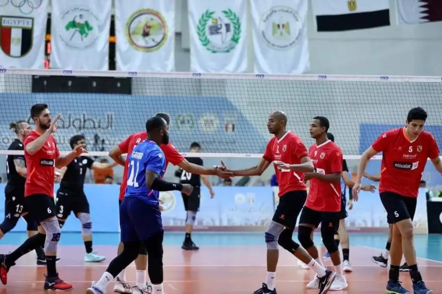 الأهلي يكتسح بني ياس الإماراتي بالبطولة العربية للطائرة