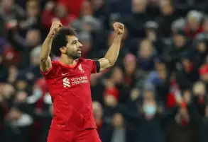 صلاح يقود هجوم ليفربول أمام بالاس