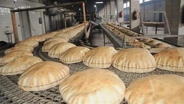 التموين: بيع رغيف الخبر المدعم عن طريق الكارت بسعر التكلفة.. ولم يتم تحديده حتى الآن