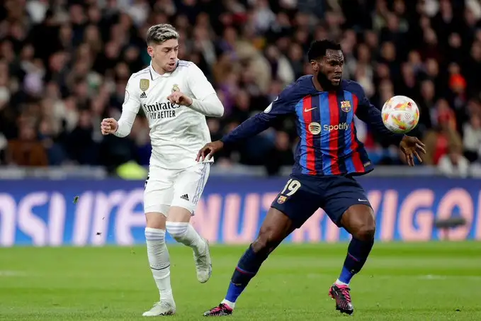 كأس ملك إسبانيا.. برشلونة يتقدم على ريال مدريد في الشوط الأول