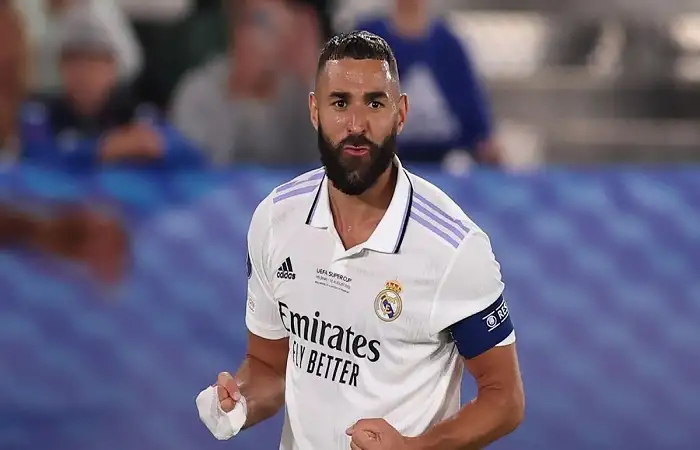 بنزيما يقلق ريال مدريد قبل لقاء ليفربول