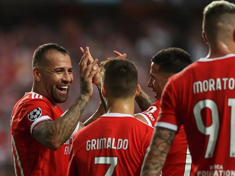 بنفيكا يواصل انتفاضته بثلاثية في ماريتيمو بالدوري البرتغالي