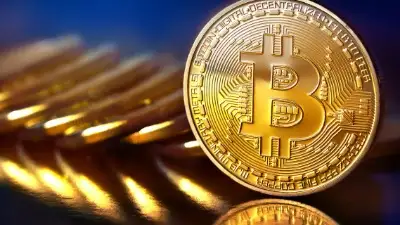 البتكوين تسجل أكبر ارتفاع لها منذ نوفمبر الماضي