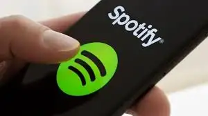 سبوتيفاي تعيد تصميم تطبيقها لعرض المحتوى رأسيا على طريقة تيك توك