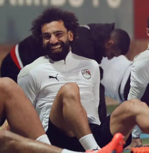 محمد صلاح يهنئ الأمة الإسلامية بشهر رمضان المبارك