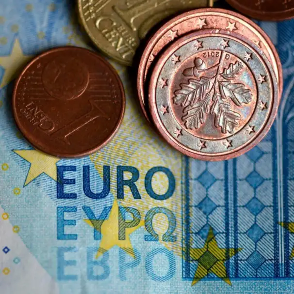 سعر اليورو اليوم الأحد 2-4-2023 ببداية التعاملات في البنوك المصرية